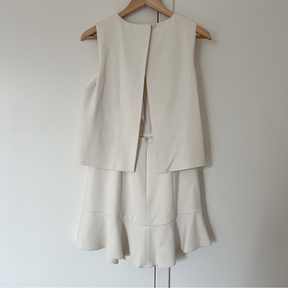 BCBG Maxazria White Open Back Mini Dress - Picture 2 of 9